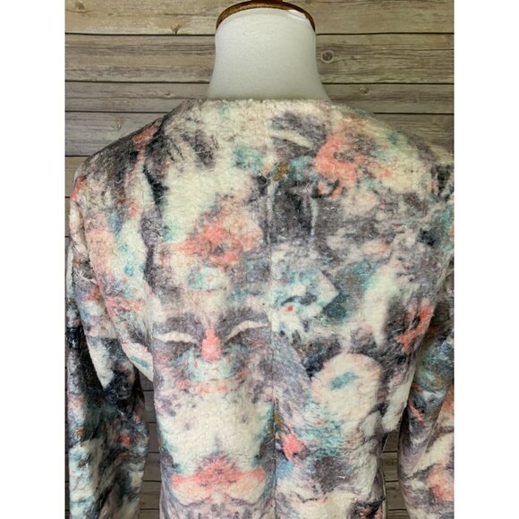 Esley Womens Small Sherpa Feel Top Watercolor - Picture 6 of 8